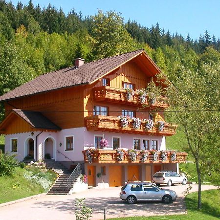Urlaub Am Bauernhof Bei Familie Steinbrecher Бад Митерндорф Екстериор снимка