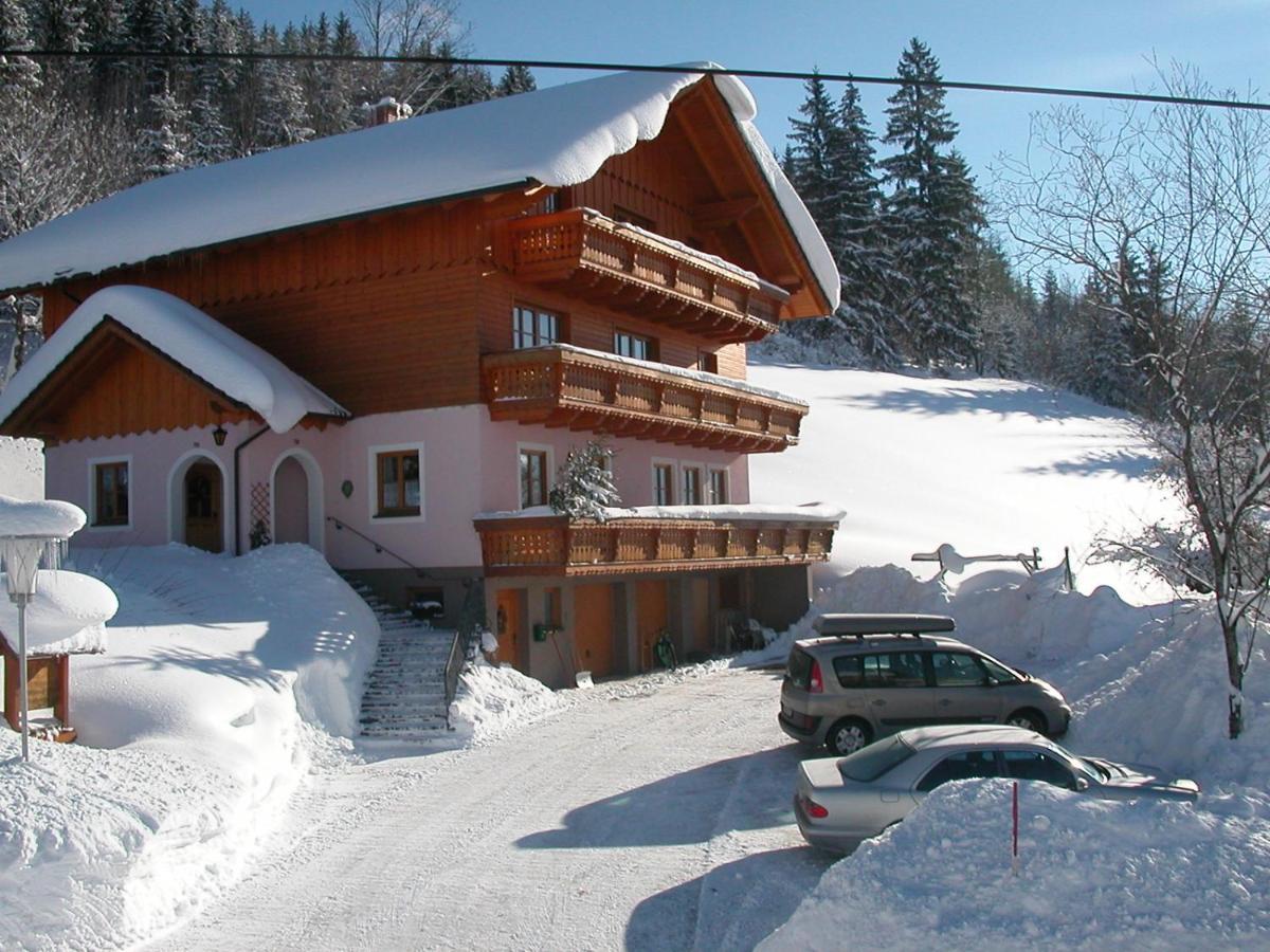 Urlaub Am Bauernhof Bei Familie Steinbrecher Бад Митерндорф Екстериор снимка